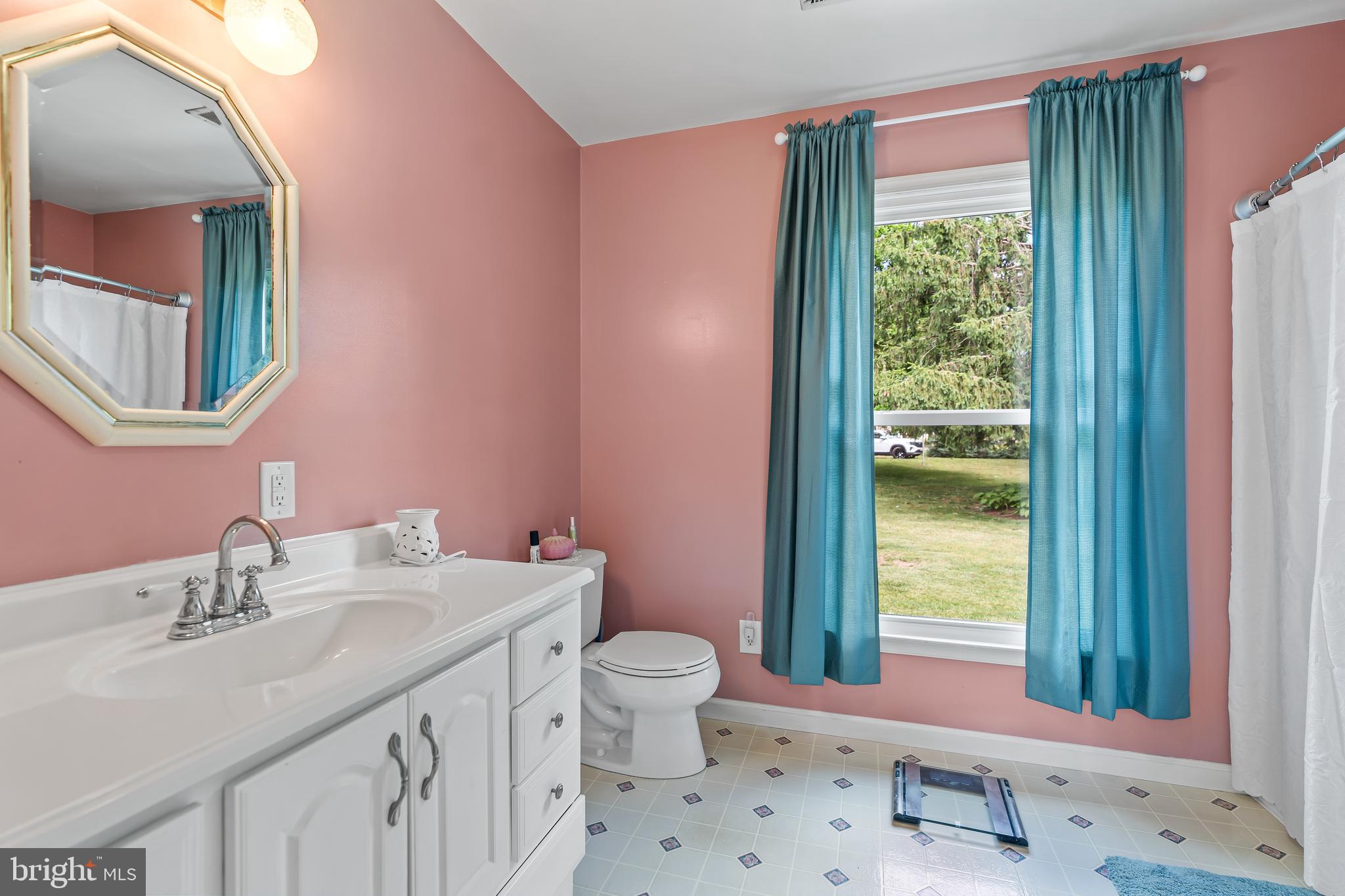 14433 Hicksville Road Clear Spring, MD 21722 - Photo 39 of 69 Bath