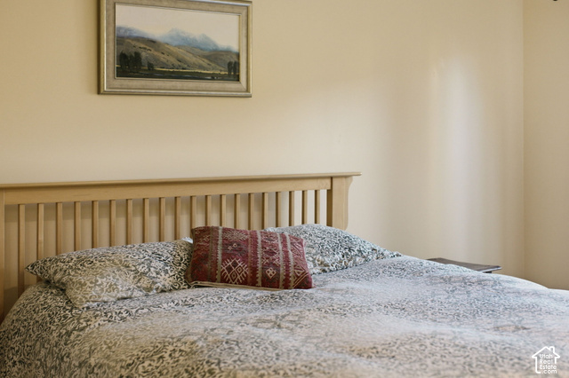 725 Canyon Road Smithfield, UT 84335 - Photo 54 of 100 Wood headboard with vertical slat design