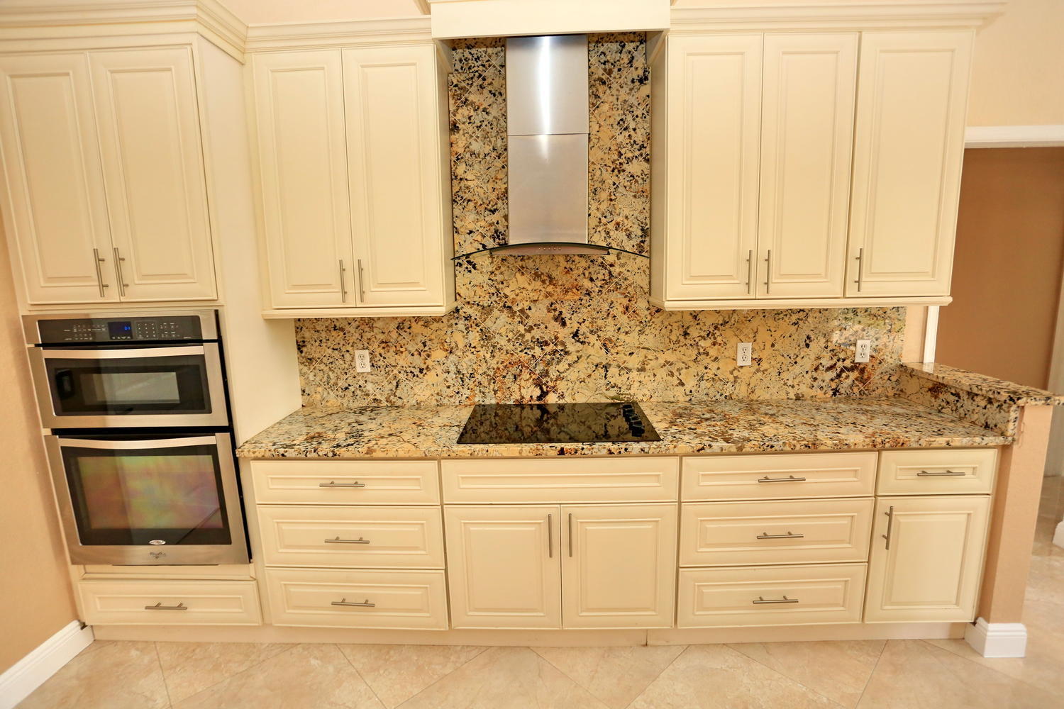 9289 Water Course Way Boynton Beach, FL 33437 - Photo 1 of 48 019-41-Beautiful Kitchen