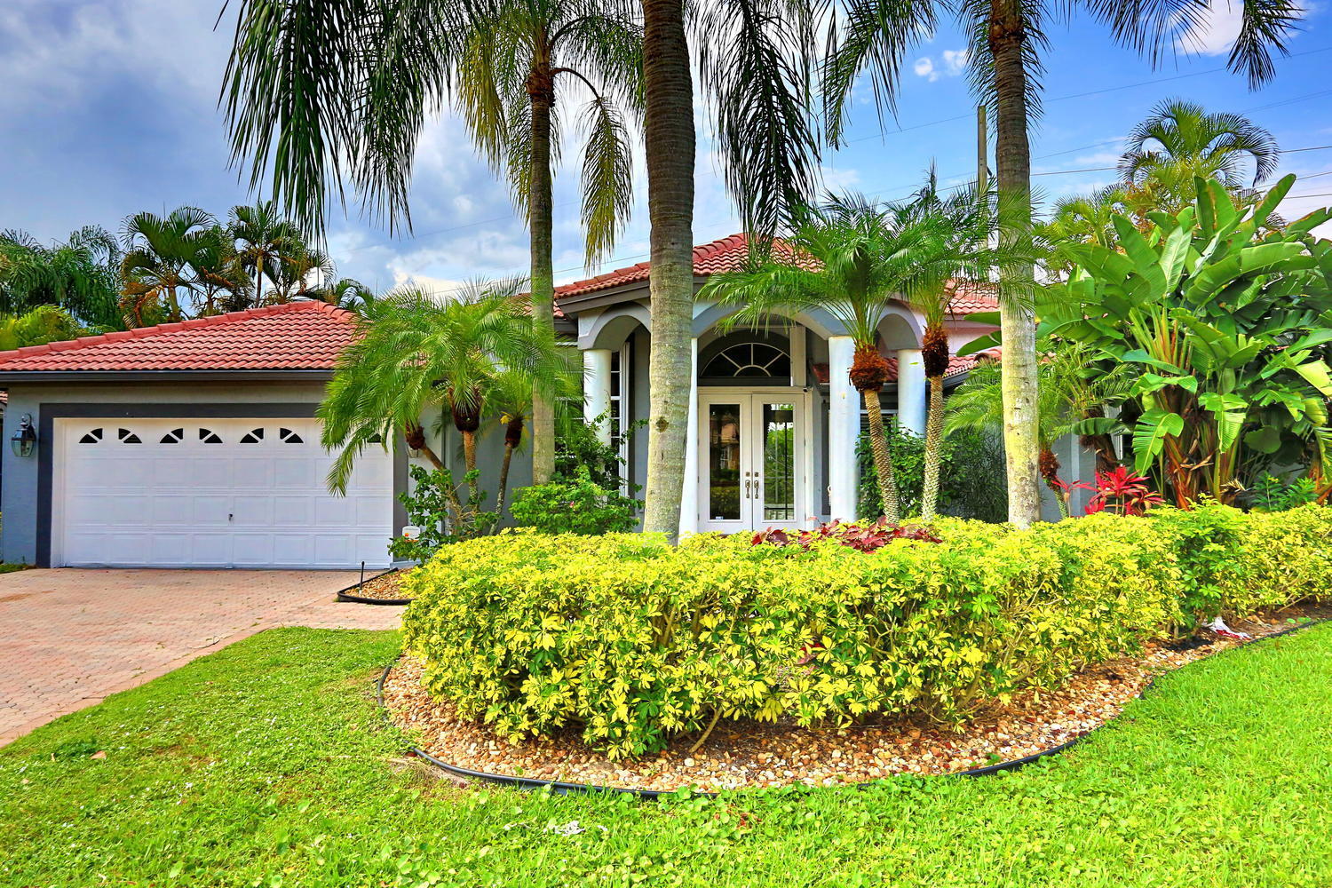 9289 Water Course Way Boynton Beach, FL 33437 - Photo 2 of 48 001-5-Exterior Front