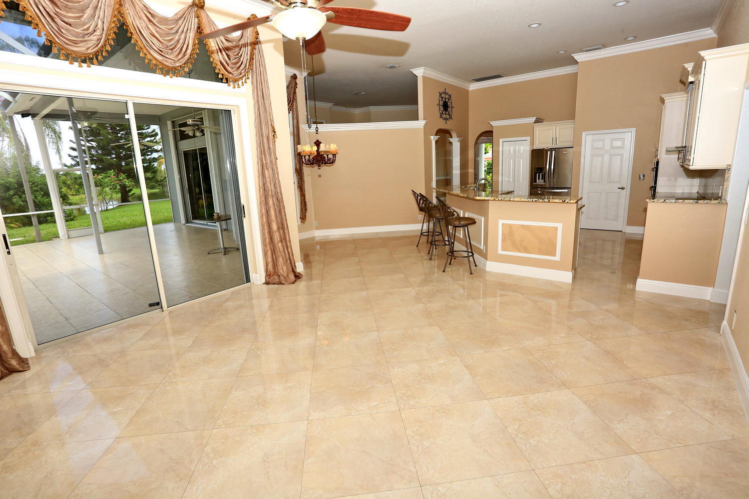9289 Water Course Way Boynton Beach, FL 33437 - Photo 22 of 48 022-36-Family Room Kitchen