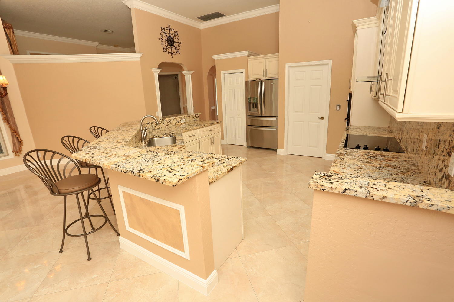 9289 Water Course Way Boynton Beach, FL 33437 - Photo 23 of 48 023-29-Kitchen