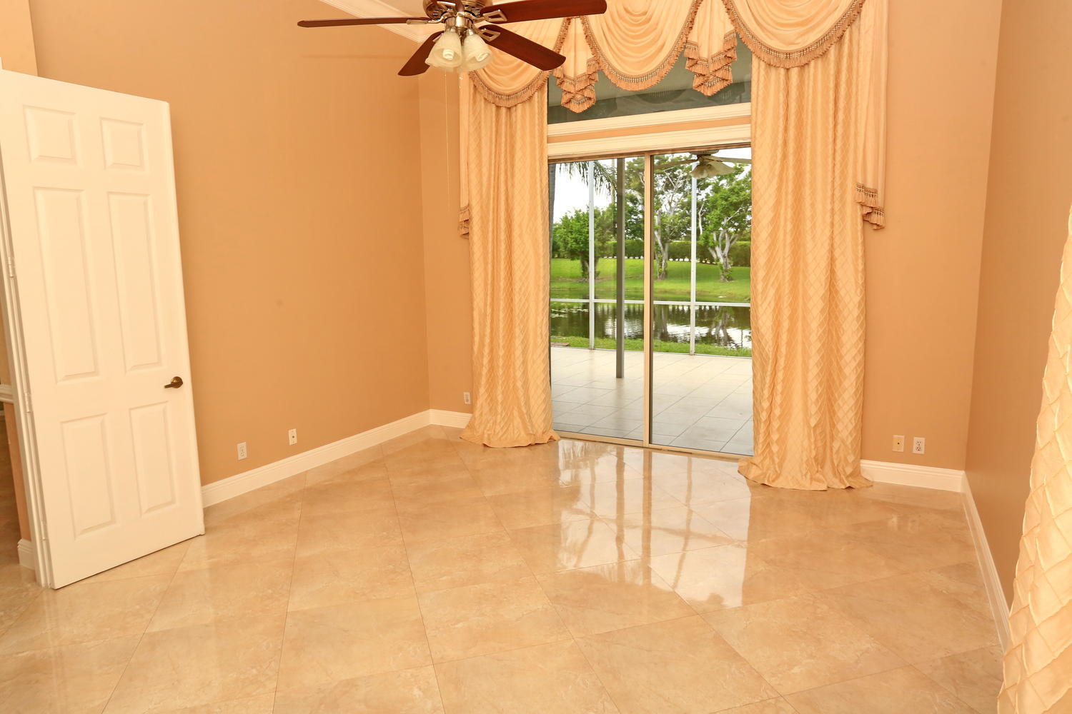 9289 Water Course Way Boynton Beach, FL 33437 - Photo 25 of 48 025-14-Master Bedroom