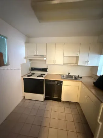 $199,000 | 11309 Southwest 200th Street, Unit C213, Miami, FL 33157