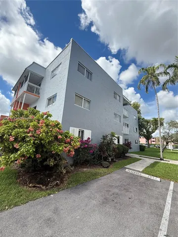 $199,000 | 11309 Southwest 200th Street, Unit C213, Miami, FL 33157