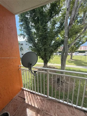 $199,000 | 11309 Southwest 200th Street, Unit C213, Miami, FL 33157