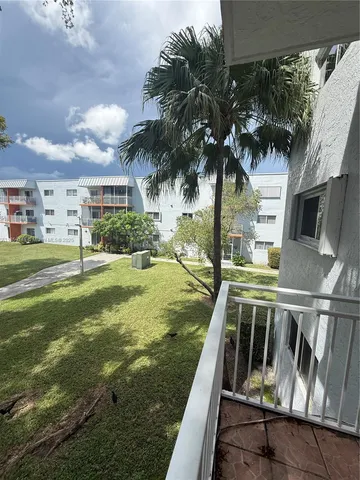 $199,000 | 11309 Southwest 200th Street, Unit C213, Miami, FL 33157