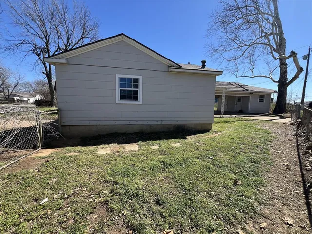 $129,900 | 2912 West Elm Street, Denison, TX 75020