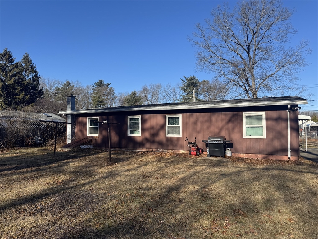 70 Dupuis Road Holyoke, MA 01040 - Photo 2 of 17