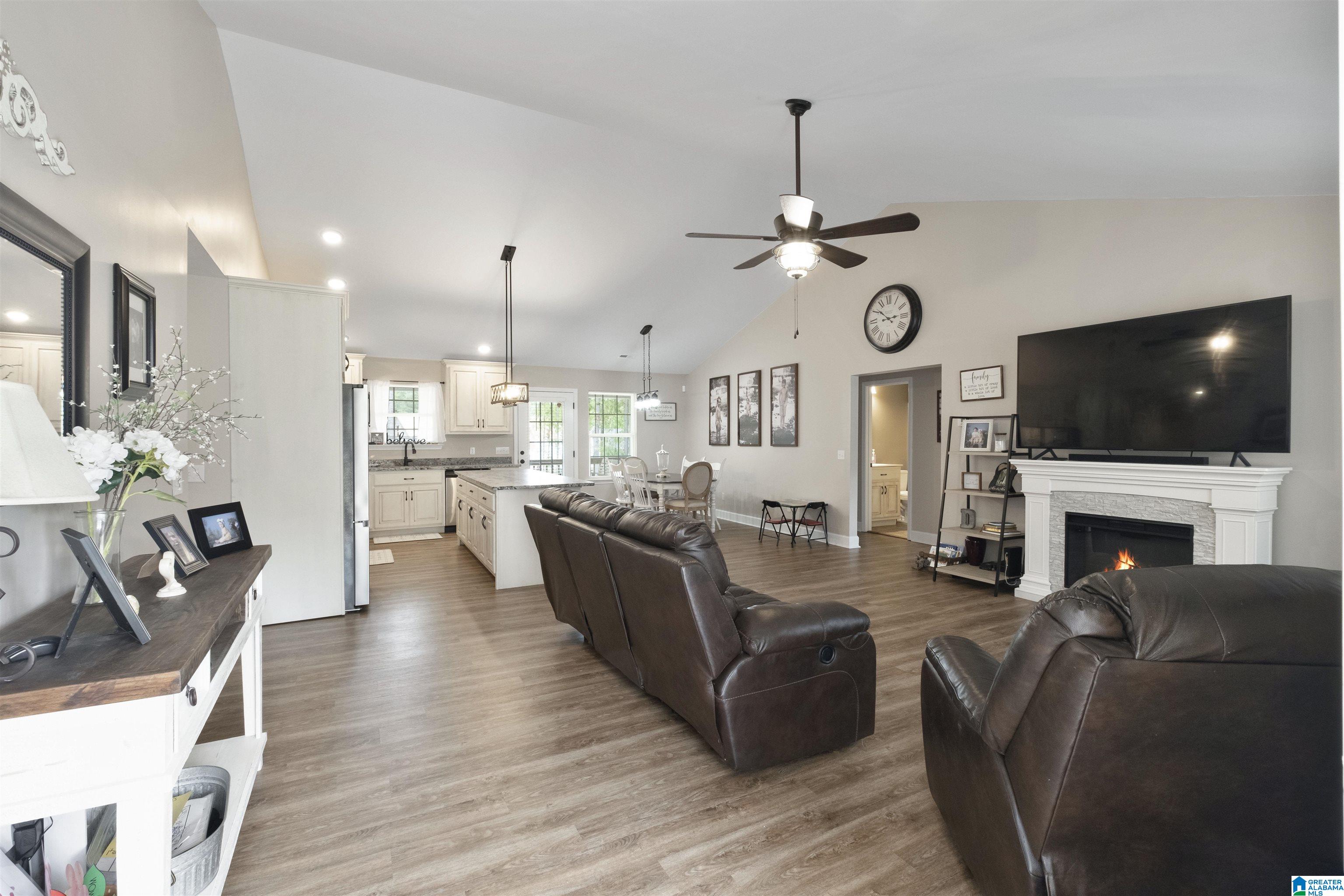 122 Taylor Ridge Road Leesburg, AL 35983 - Photo 4 of 36 Gallery Image 4