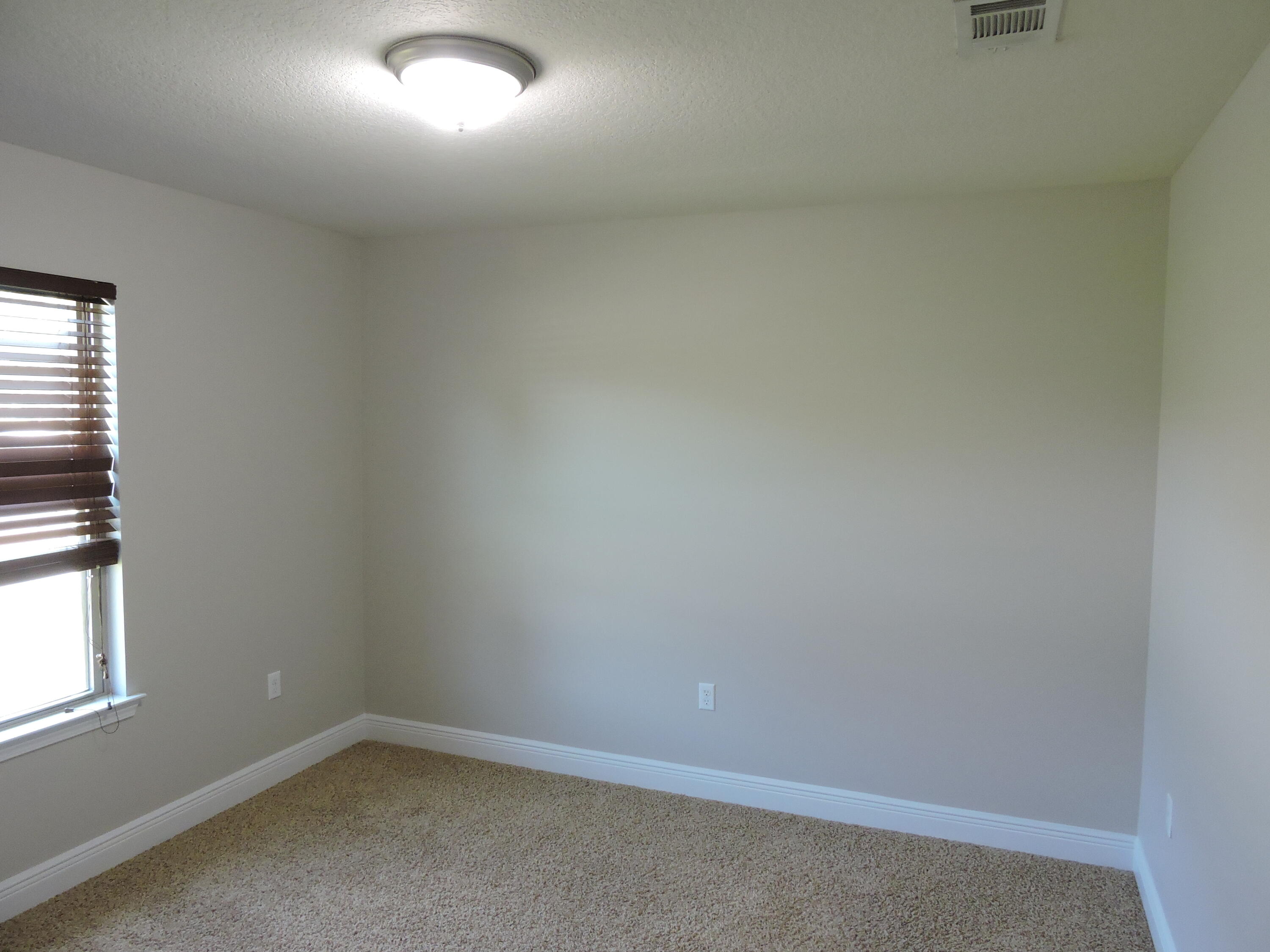 4642 Hermosa Road Crestview, FL 32539 - Photo 19 of 28 DSCN6718