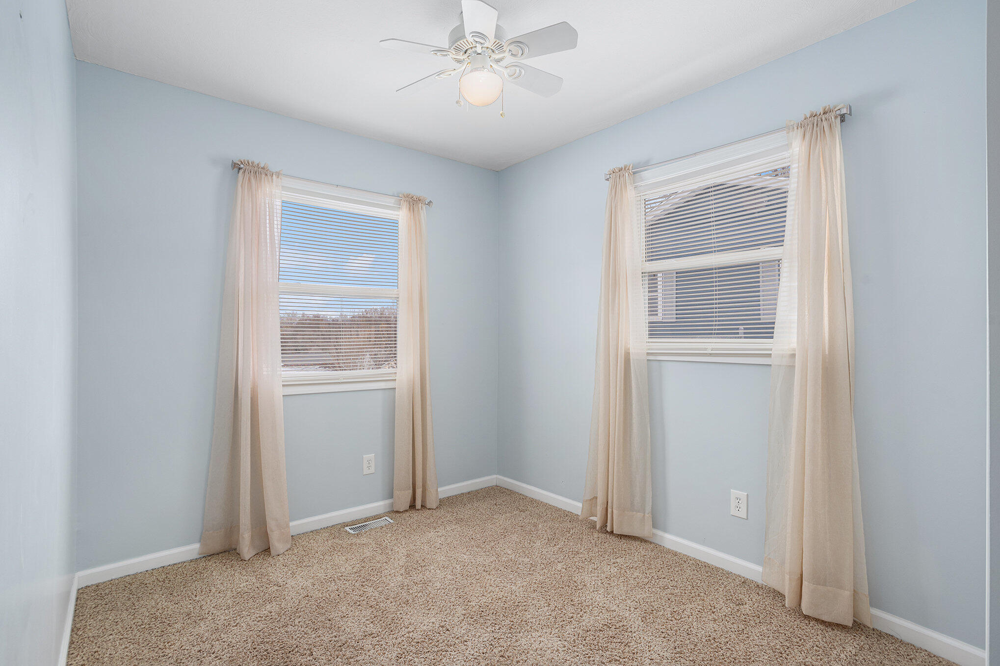 34 South New Moon Terrace Springfield, MI 49037 - Photo 10 of 17 bedroom 2