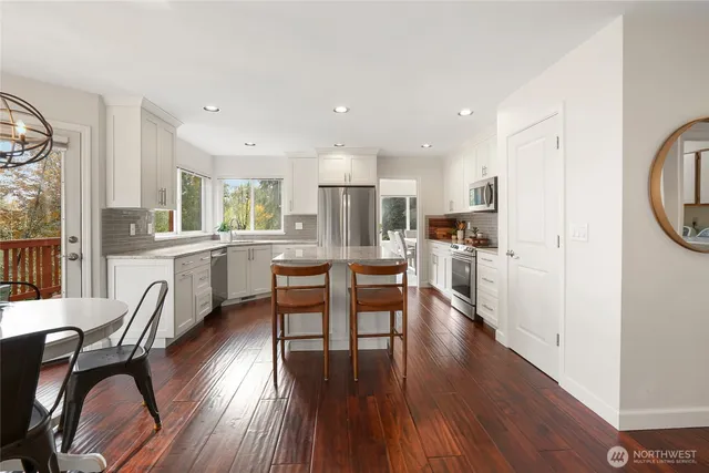 $1,150,000 | 17821 105th Avenue Southeast, Snohomish, WA 98296