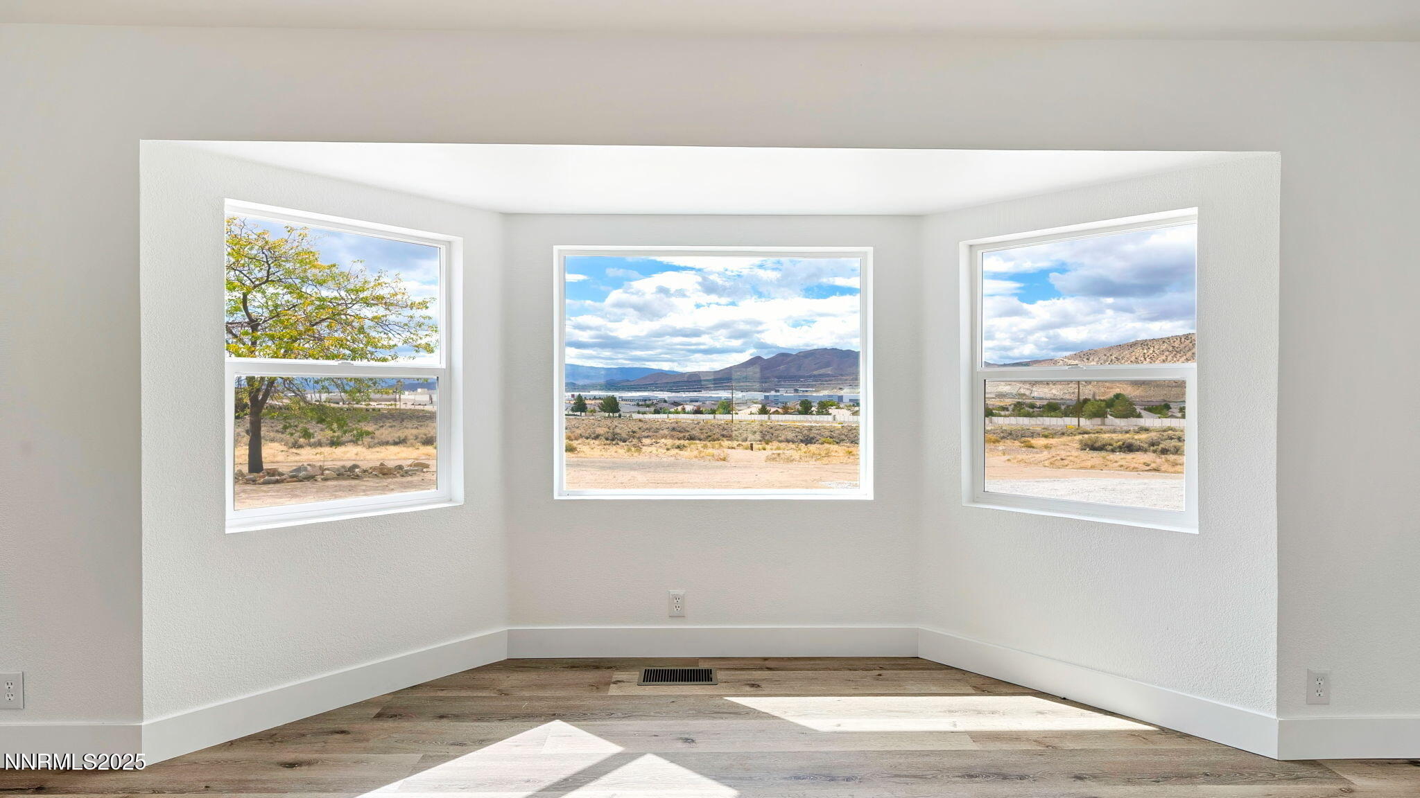 11700 Campo Rico Lane Sparks, NV 89441 - Photo 19 of 67 10-DSC02048_49_50_52-Edit