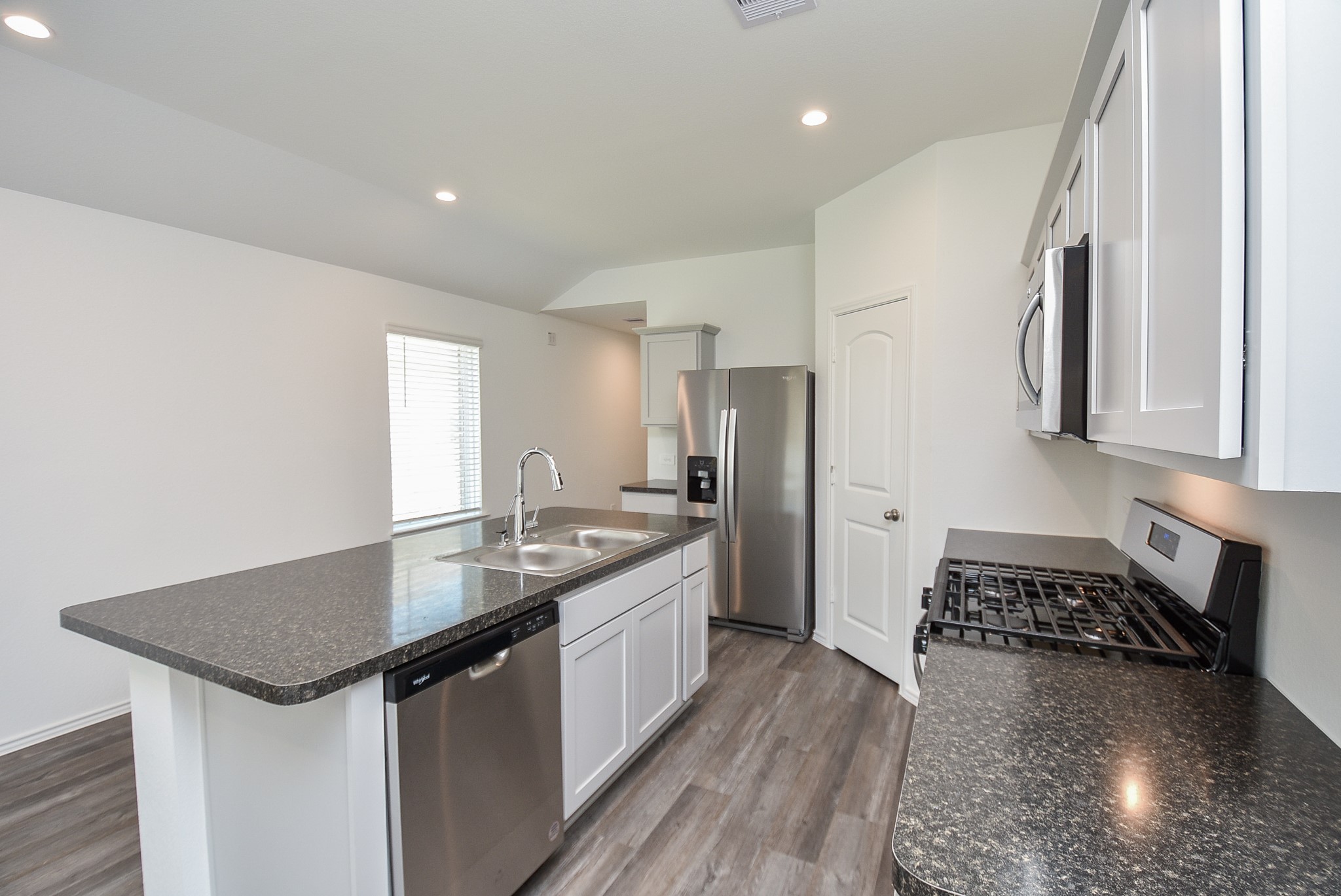 5718 Sycamore Glen Dr Spring Spring, TX 77373 - Photo 5 of 33