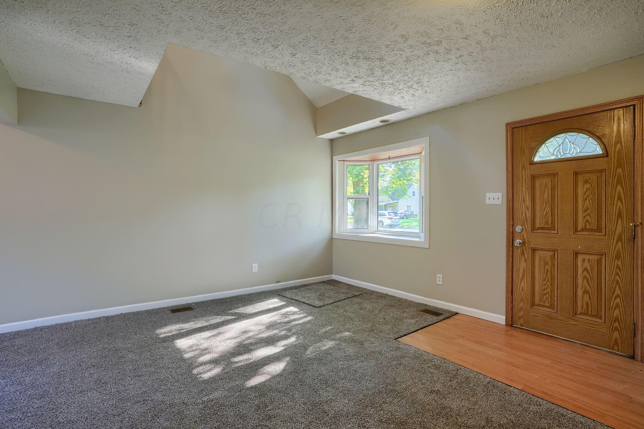 969 Bucknell Road Columbus, OH 43213 - Photo 11 of 34 969 Bucknell Rd (25)