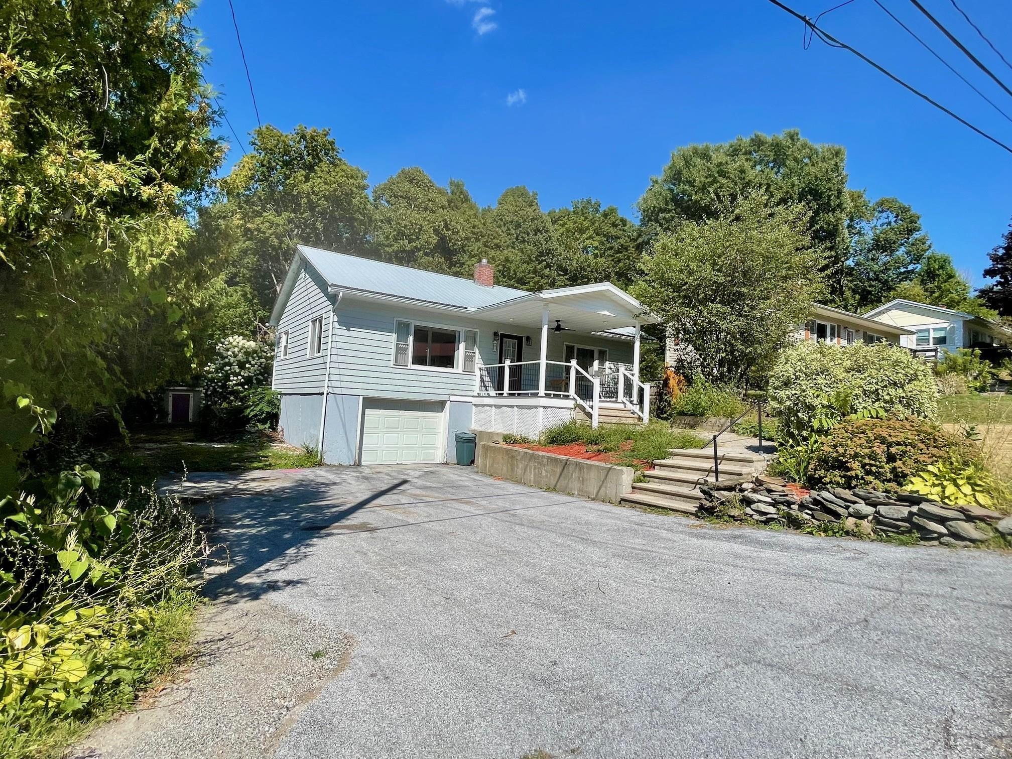 3 Quarry Court St. Albans, VT 05478 - Photo 3 of 20