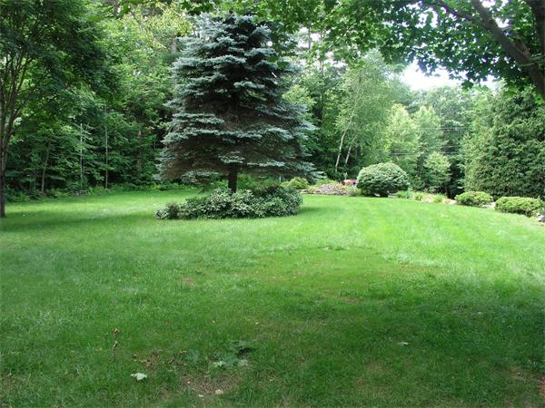 522 Barre Road Templeton, MA 01468 - Photo 2 of 11