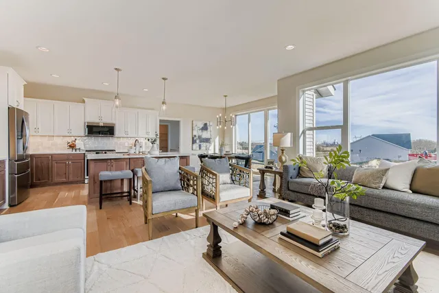 $739,900 | 13722 Arrowhead Way, Rosemount, MN 55068