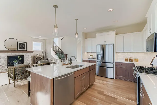 $739,900 | 13722 Arrowhead Way, Rosemount, MN 55068