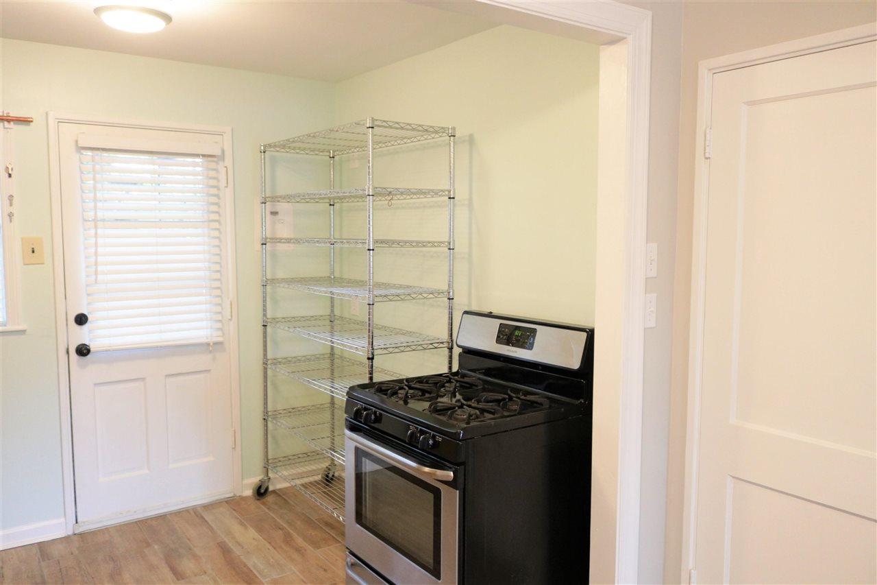 2985 Walnut Grove Road, Unit 2 Memphis, TN 38111 - Photo 8 of 20 Gallery Image 8