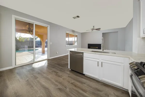 $679,000 | 272 Olivine Avenue, Lathrop, CA 95330