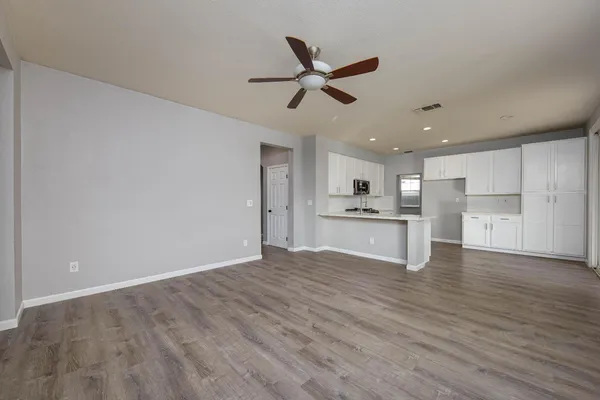 $679,000 | 272 Olivine Avenue, Lathrop, CA 95330