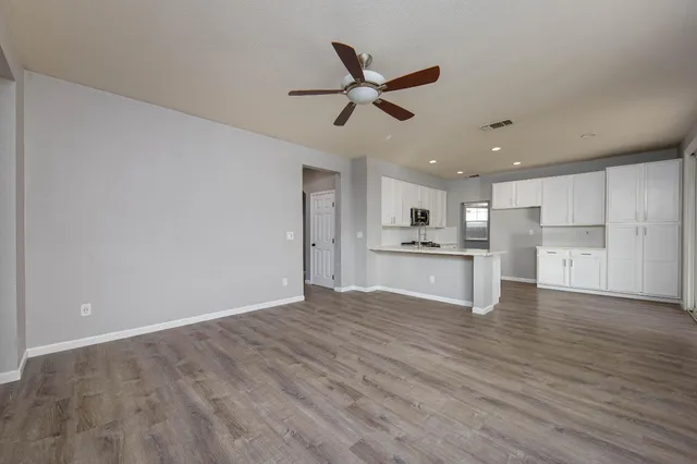 $679,000 | 272 Olivine Avenue, Lathrop, CA 95330