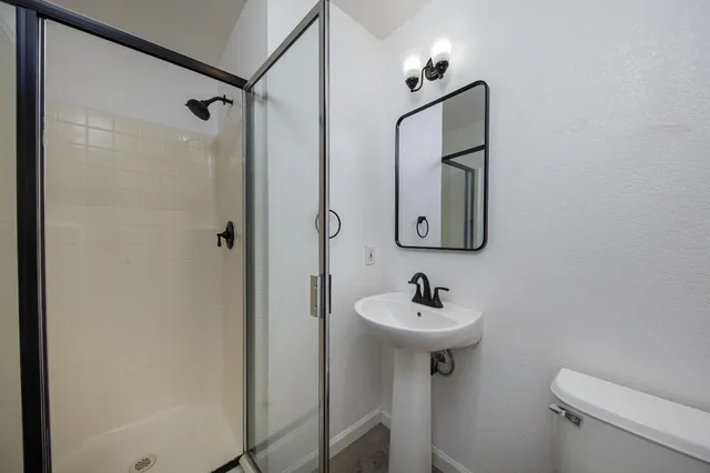 $679,000 | 272 Olivine Avenue, Lathrop, CA 95330