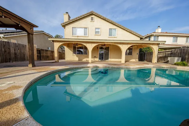 $679,000 | 272 Olivine Avenue, Lathrop, CA 95330