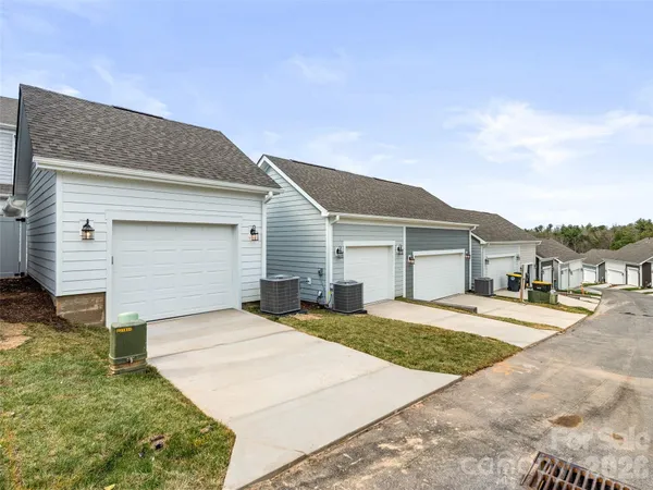 $429,900 | 133 Cherry Spgs Lane, Unit 12C, Asheville, NC 28804