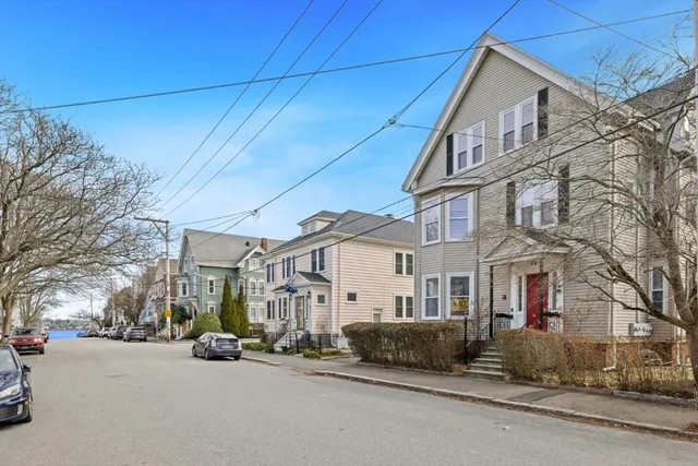 $479,900 | 29 Ocean Avenue, Unit 4, Salem, MA 01970