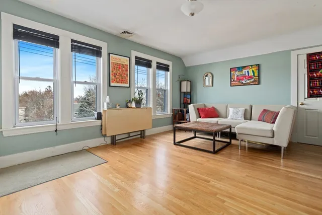 $479,900 | 29 Ocean Avenue, Unit 4, Salem, MA 01970