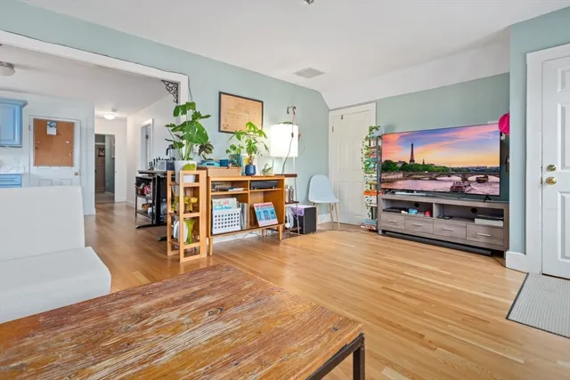 $479,900 | 29 Ocean Avenue, Unit 4, Salem, MA 01970