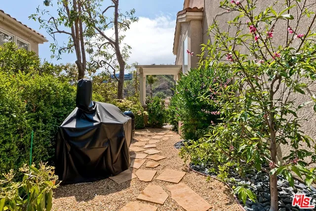 a view of a pathway of a house