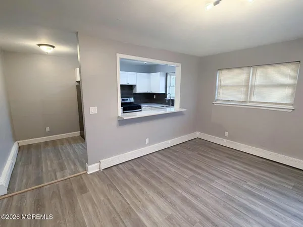 $1,950 | 135 Rockwell Avenue, Long Branch, NJ 07740