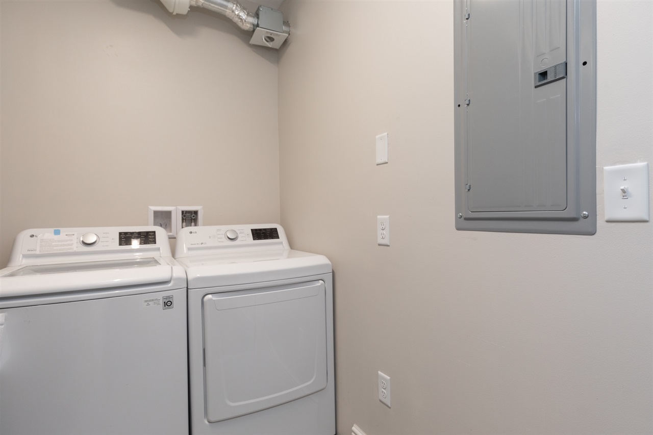 7 Willey Creek Road, Unit 303 Exeter, NH 03833 - Photo 33 of 37