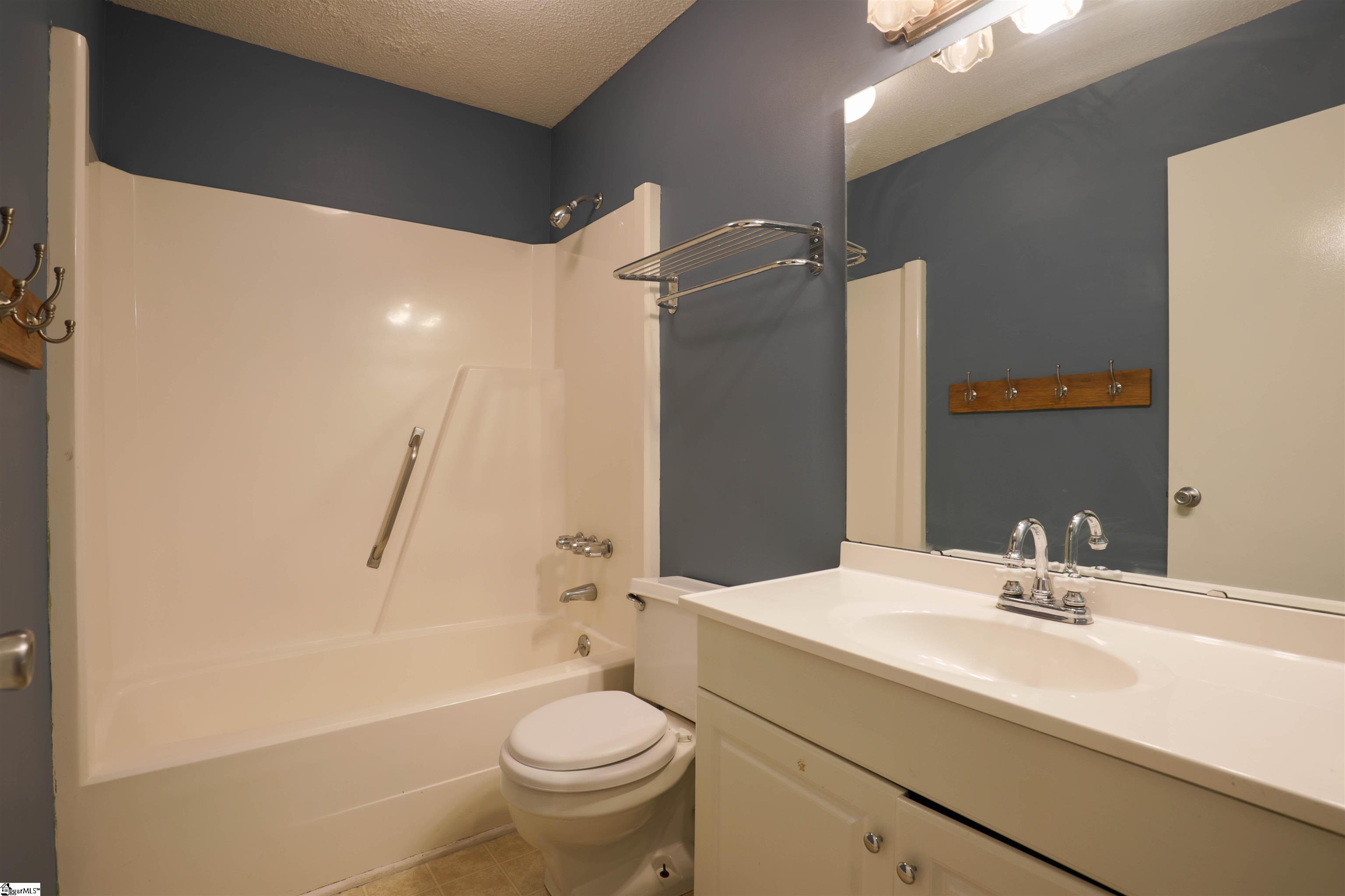 312 Gardenview Drive Inman, SC 29349 - Photo 6 of 15 Gallery Image 6