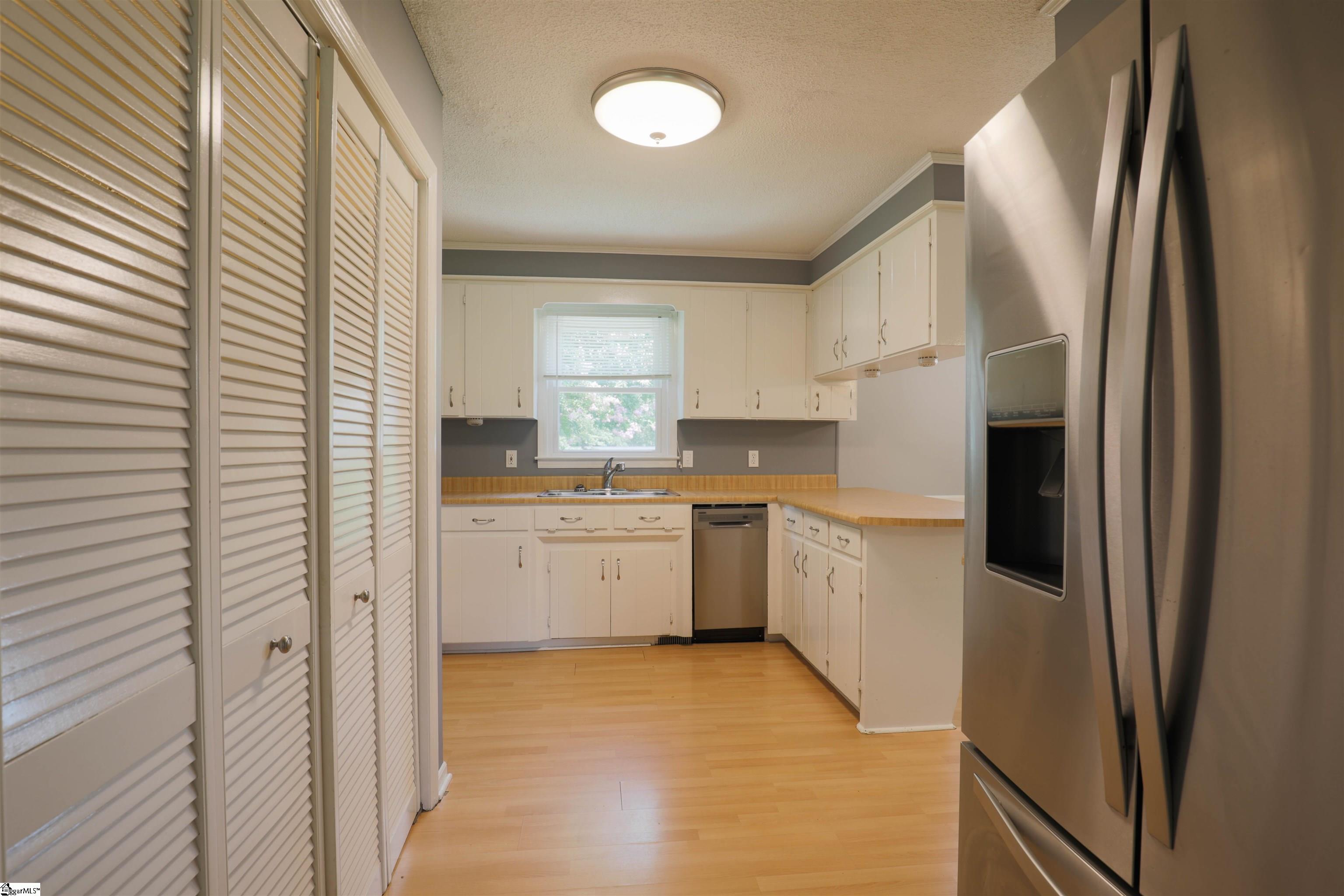 312 Gardenview Drive Inman, SC 29349 - Photo 8 of 15 Gallery Image 8