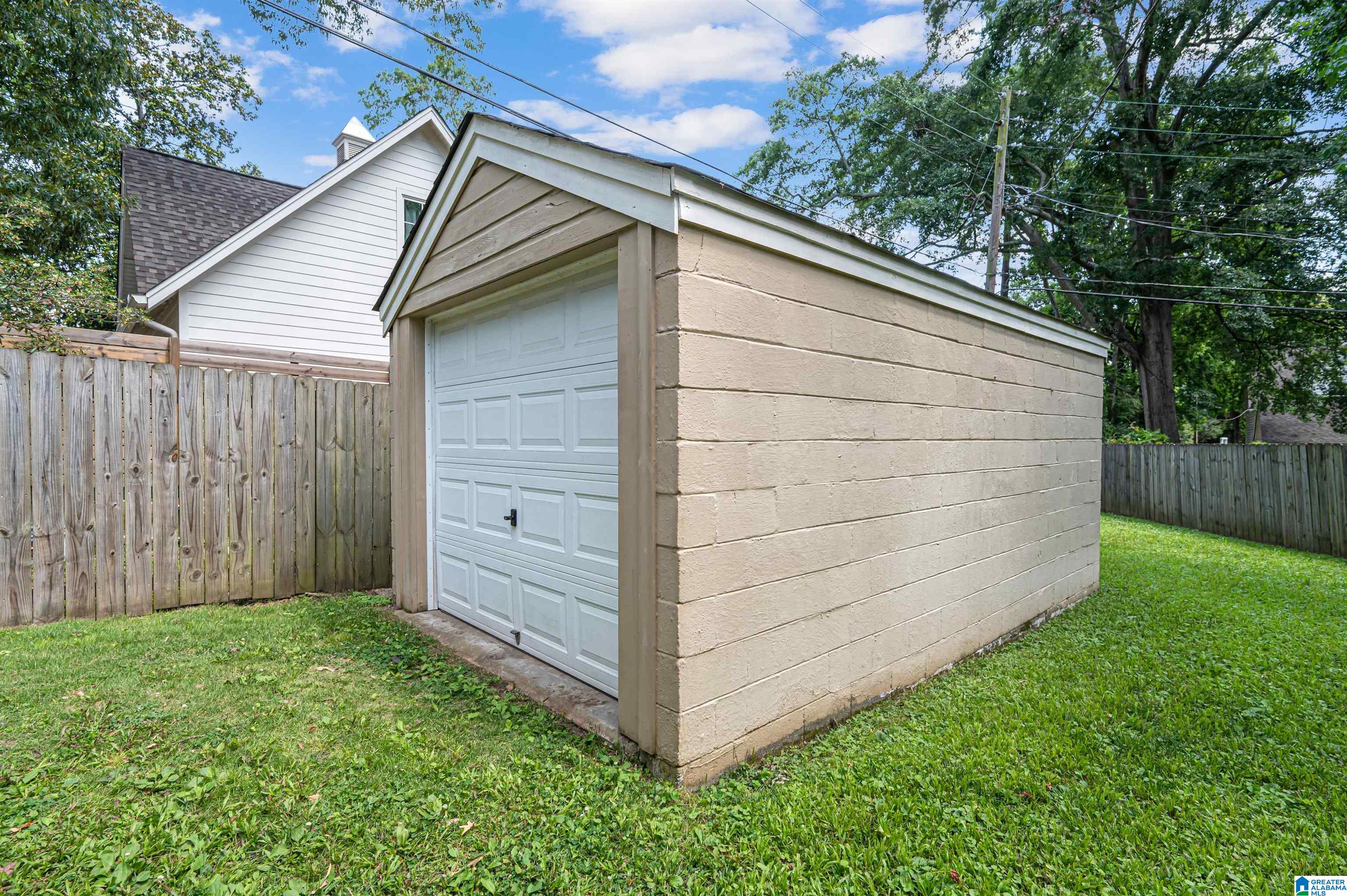 519 Oxmoor Road Birmingham, AL 35209 - Photo 30 of 33