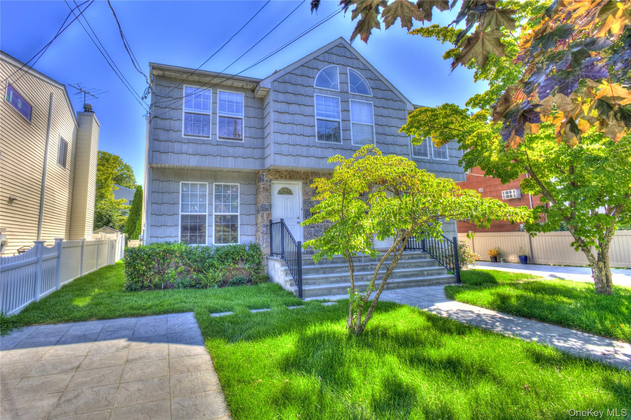 62 Hickory Road, Unit B Port Washington, NY 11050 - Photo 1 of 16 Gallery Image 1