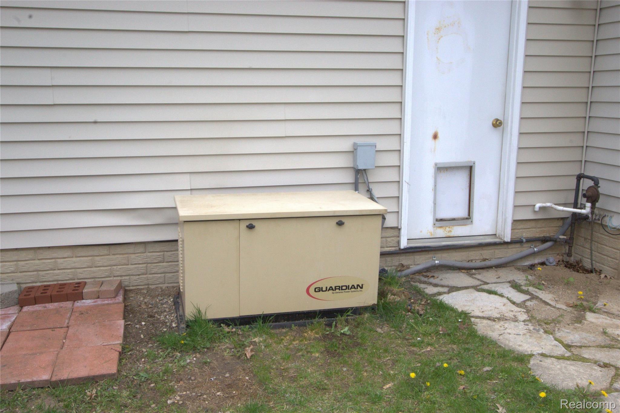 3321 Rafferty Drive Howell, MI 48843 - Photo 29 of 99 IMG_4303.jpg