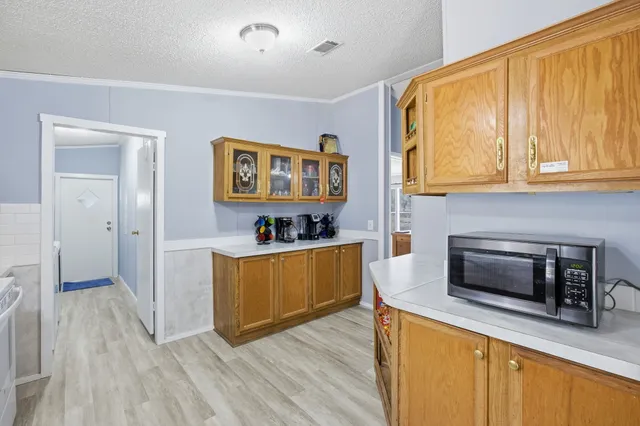 $380,000 | 182 Wayside Court, Elgin, TX 78621