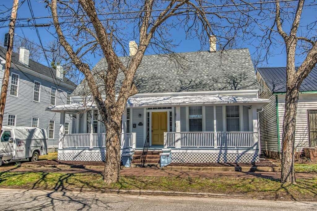 305 Walker Street Augusta, GA 30901 - Photo 3 of 11 305 - Main
