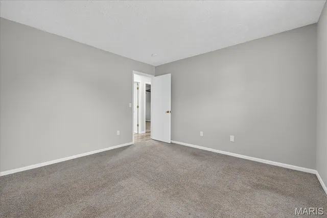 $2,000 | 21 White Chapel Court, O'Fallon, MO 63368