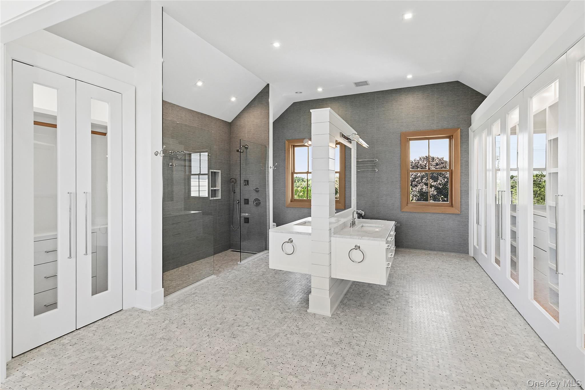 522 Wickapogue Road Southampton, NY 11968 - Photo 30 of 49