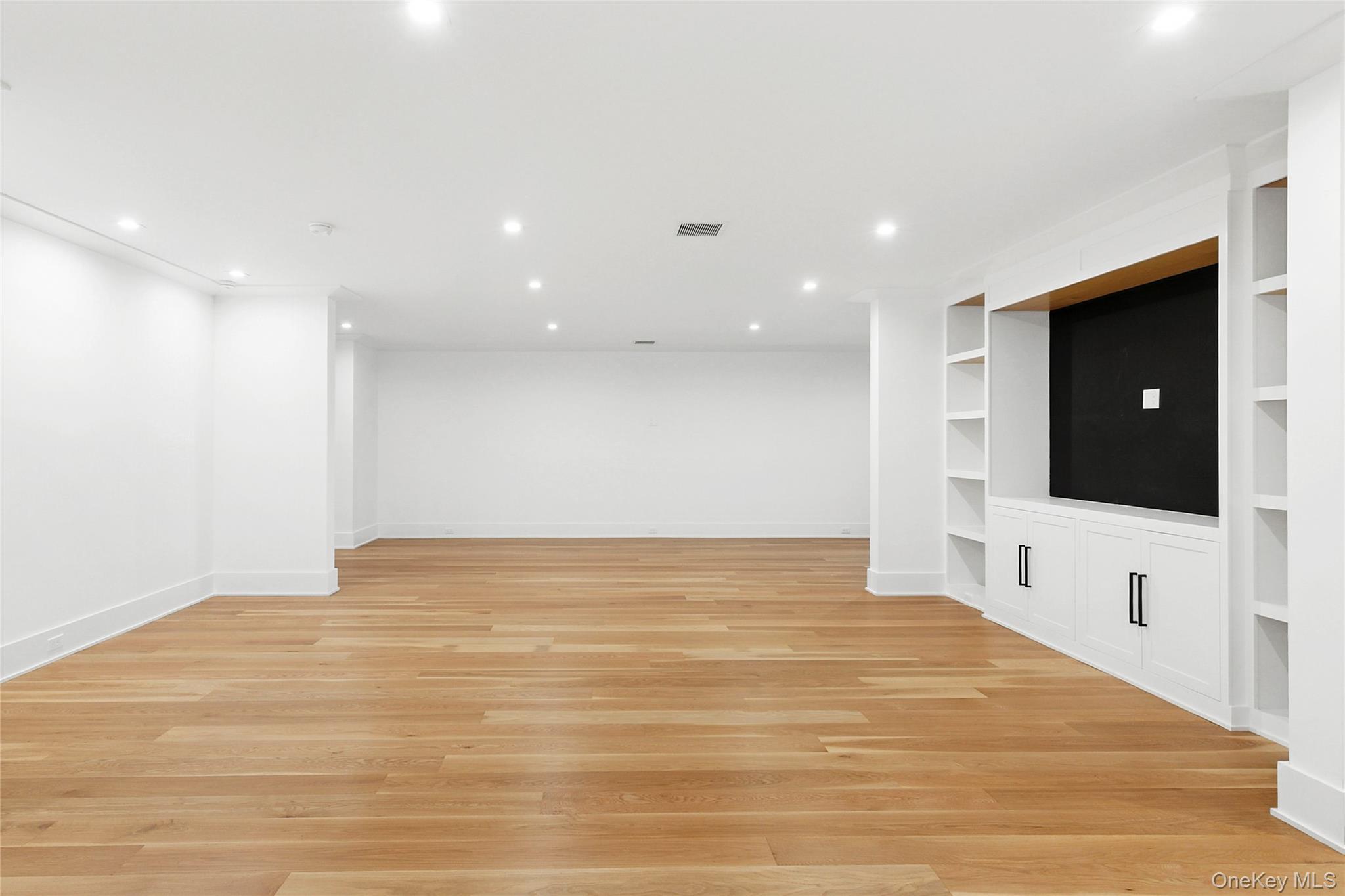 522 Wickapogue Road Southampton, NY 11968 - Photo 38 of 49 a view of an empty room