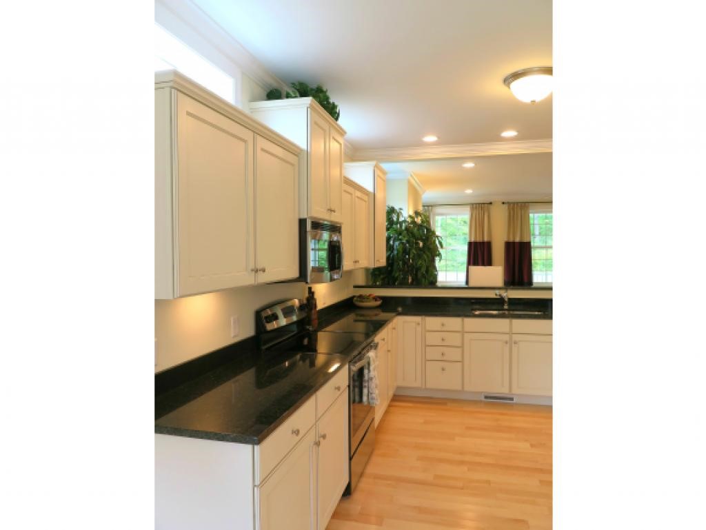 53 Marina Loop, Unit 7 Colchester, VT 05446 - Photo 11 of 36 Gallery Image 11