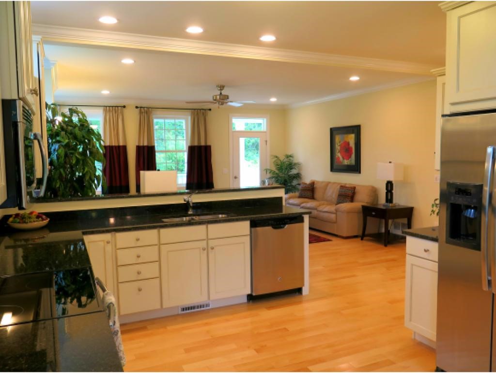 53 Marina Loop, Unit 7 Colchester, VT 05446 - Photo 12 of 36 Gallery Image 12