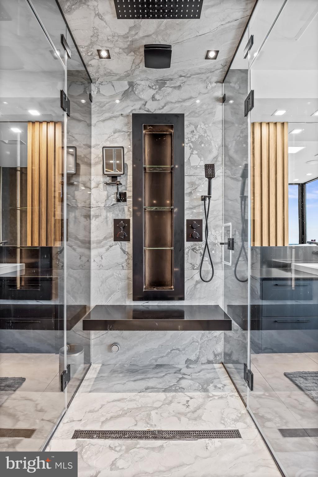 901 North Penn Street, Unit P24012 Philadelphia, PA 19123 - Photo 28 of 59 a view of a entryway door of the house